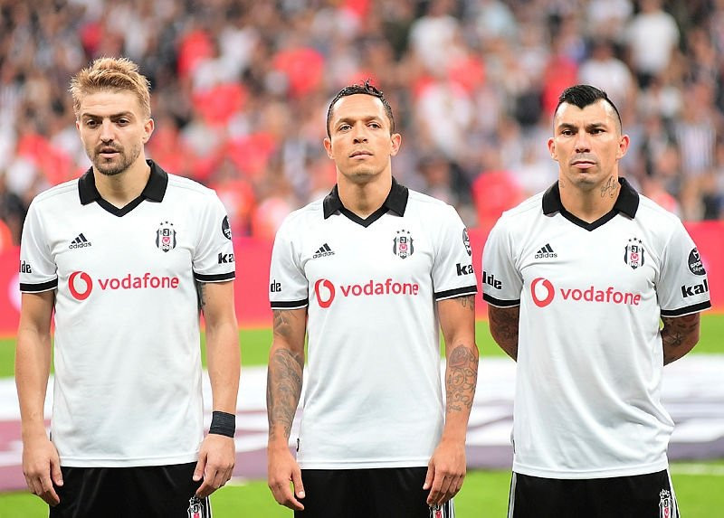 Şenol Güneş'ten sol bekte büyük sürpriz !