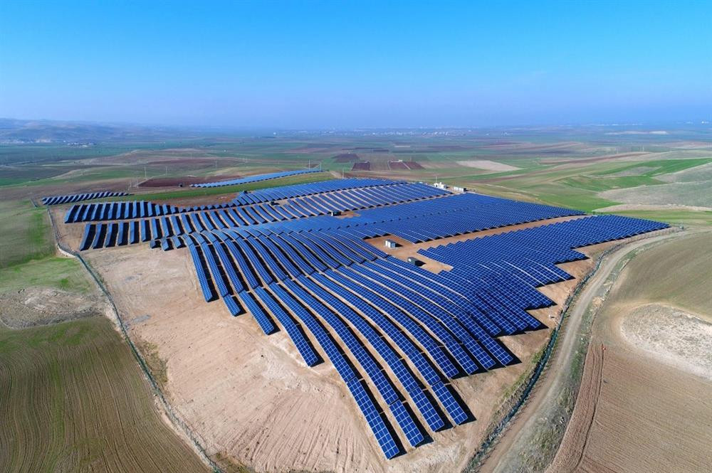Güneş ve rüzgar enerjisi için 11 bölge belirlendi