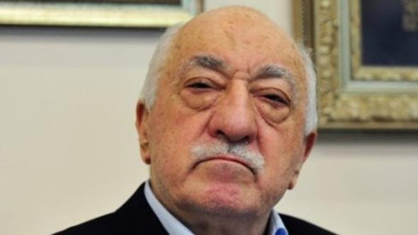 Kraliçeden FETÖ'nün eğitim merkezine ziyaret