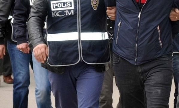 Çok sayıda muvazzaf üsteğmene tutuklama kararı