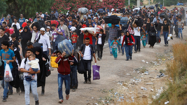 2 milyon Suriyeli daha Türkiye sınırına geliyor