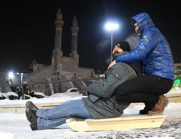 O ilimiz resmen dondu ! Eksi 18 derece...