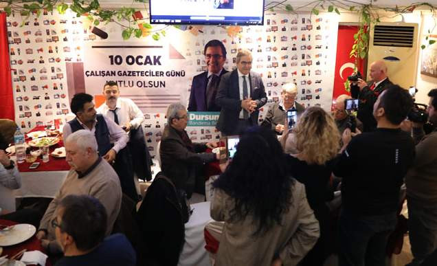 Bandırma Belediye Başkanı Mirza gazetecilerle biraraya geldi