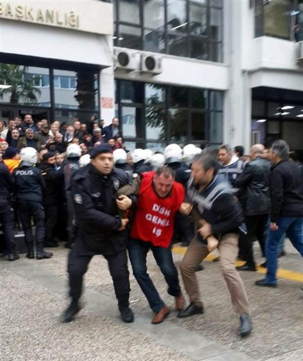 İzmir'de eylem yapmak isteyen iÅçilere müdahale