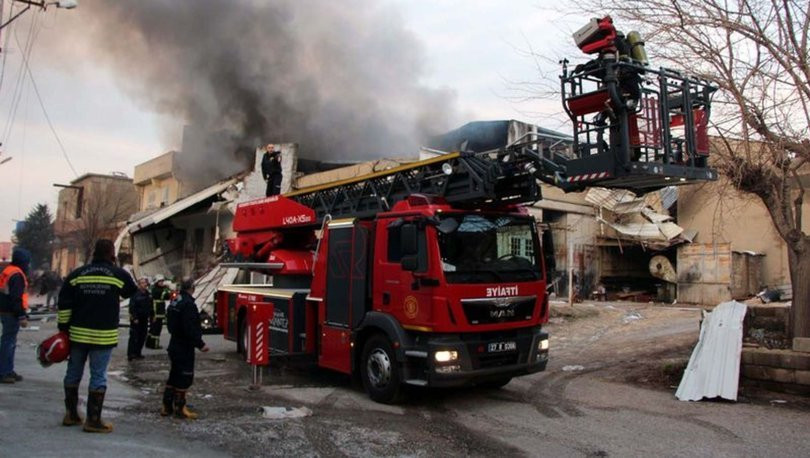 Gaziantep'te boya fabrikasında korkutan yangın