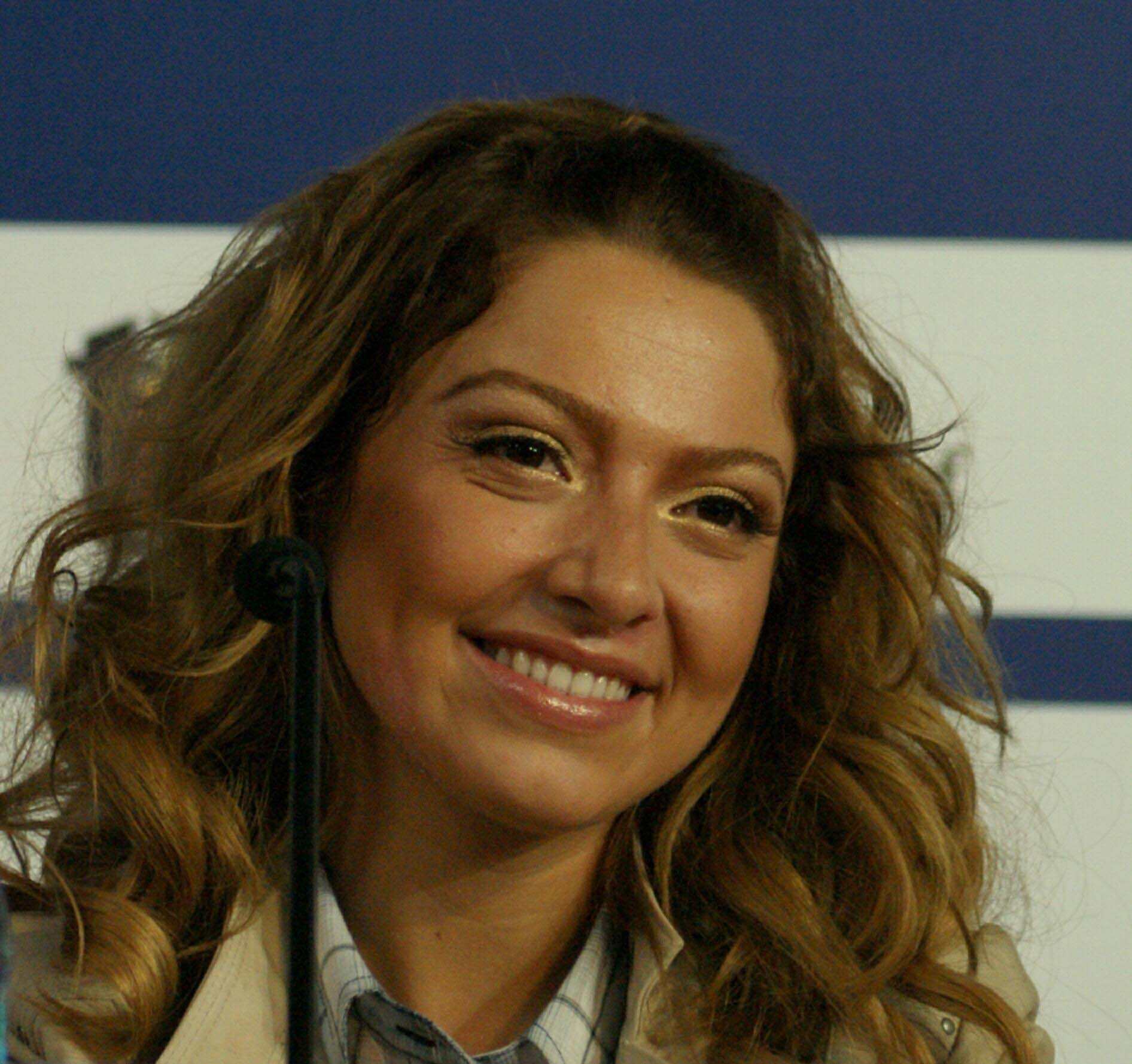 Demet Şener'in yaşını öğrenenler şaşırıp kalıyor!