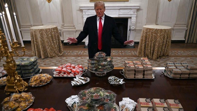 Trump'tan mecburi fast-food ziyafeti