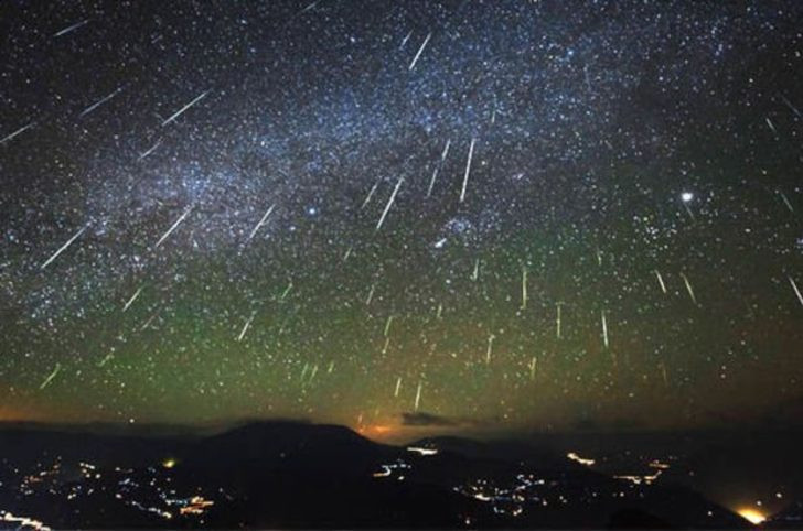 Uzaya ''yapay meteor yağmuru'' uydusu