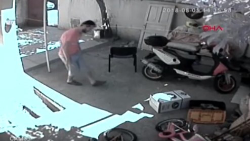 Kutudan çıkanı görünce büyük şok yaşadı