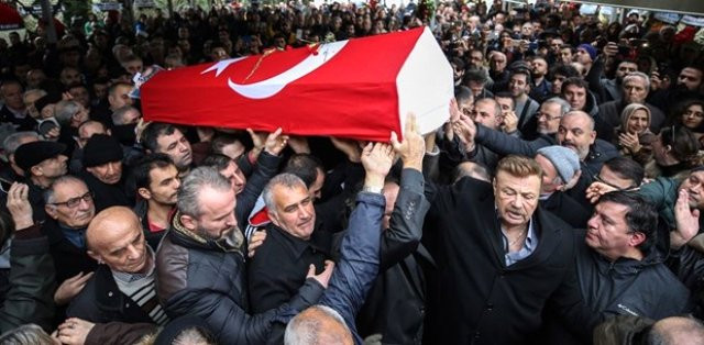 Nuri Alço: Ayşen Gruda'nın cenazesinde 5 bin liram çalındı
