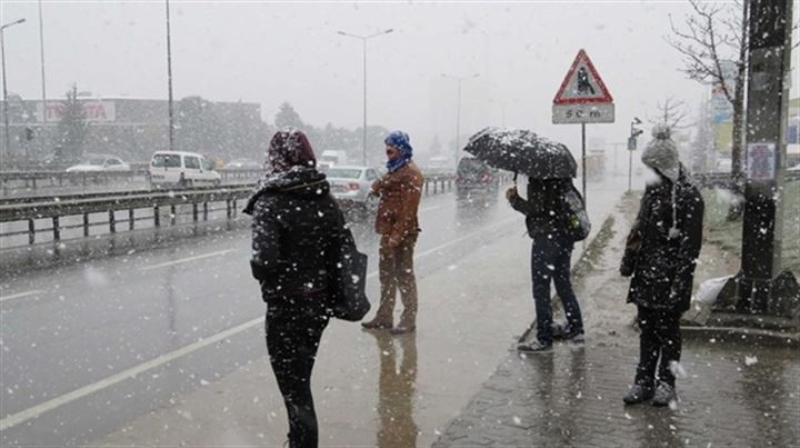 İstanbul'a kar ne zaman yağacak ? Meteoroloji tarih verdi
