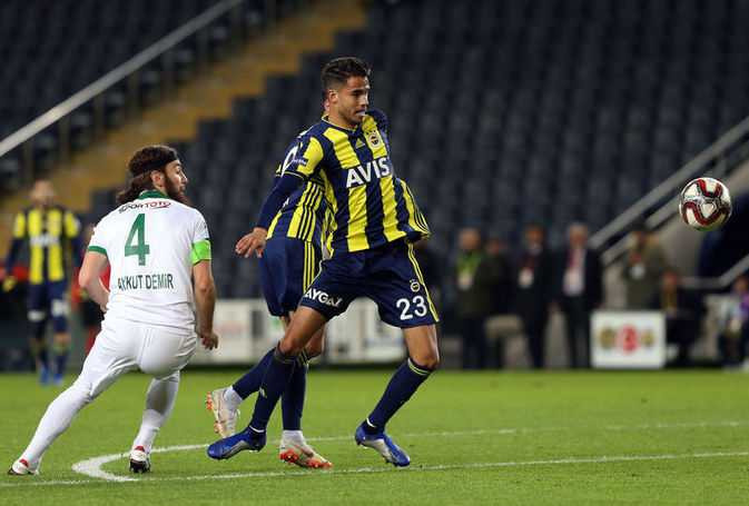 Fenerbahçe'de flaş ayrılık