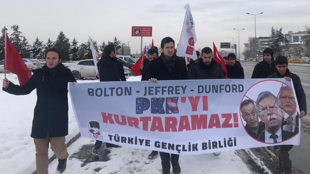 Beştepe önünde TGB’lilere gözaltı