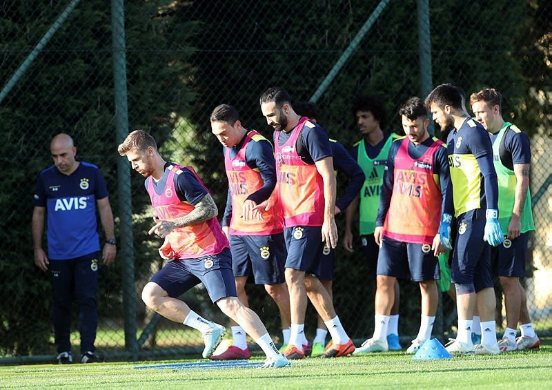 Fenerbahçe'de transfer çalışmaları başladı