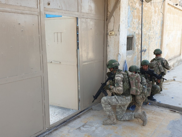 YPG'li teröristler DEAŞ'lıları serbest bıraktı ! İşte o hapishane