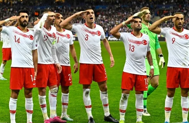 UEFA'dan skandal Türkiye kararı !