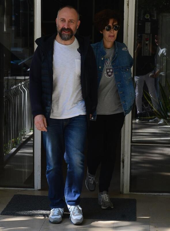 Bergüzar Korel ablası hakkında sessizliğini bozdu
