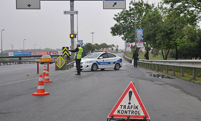 Yarına dikkat ! İstanbul'da bazı yollar trafiğe kapatılacak