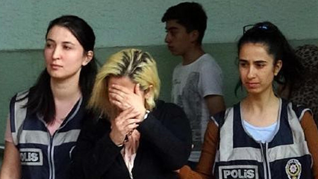 Hanımağa'nın fuhuş çetesi... Gözcülük yapan esnafa indirim yapmışlar !
