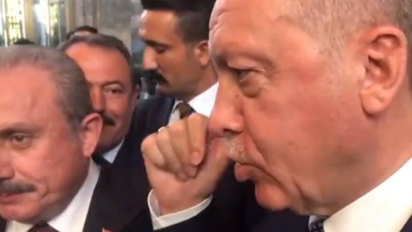 Erdoğan'ın yüzündeki dikkat çeken ayrıntı !