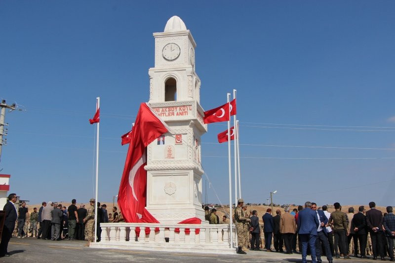 Şırnak'ta şehit edilen 5 güvenlik görevlisi için anıt