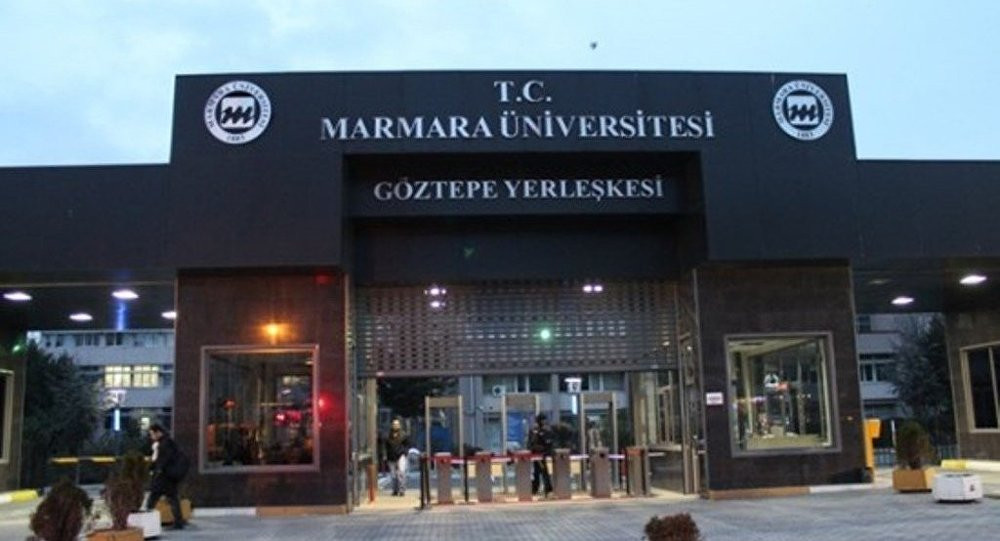 Sınıfta kalan öğrenciler Marmara Üniversitesi'ni mahkemeye verdi