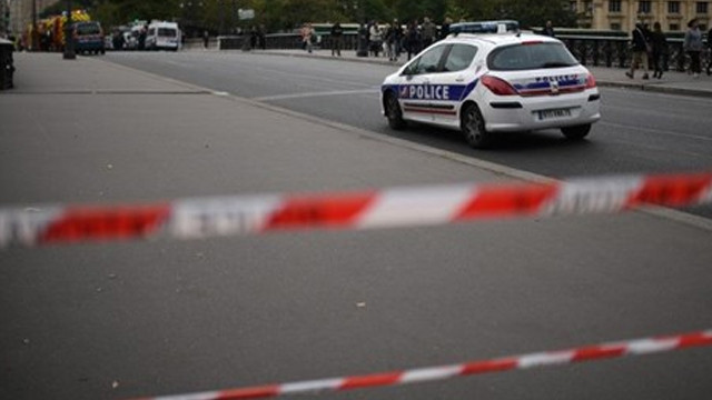 Paris Emniyet Müdürlüğü'nde bıçaklı saldırı :4 ölü
