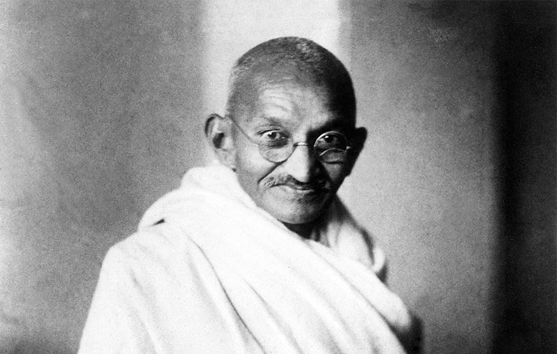 Mahatma Gandhi'nin külleri çalındı