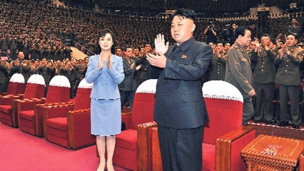Kim Jong Un'un eşi Ri Sol Ju'nun gizemli yaşantısı ifşa oldu!