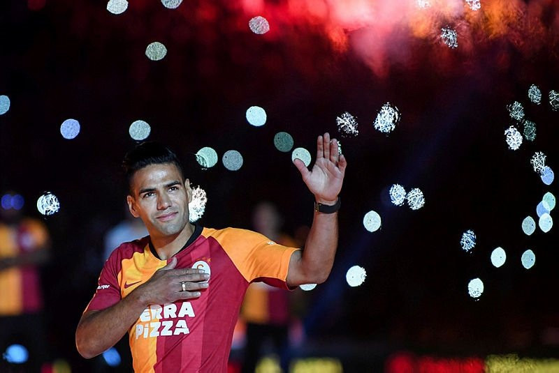 Galatasaray'da Radamel Falcao şoku yaşanıyor