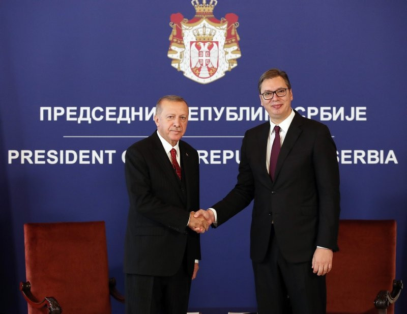 Erdoğan, Sırbistan Cumhurbaşkanı Vucic ile arşiv sergisini gezdi