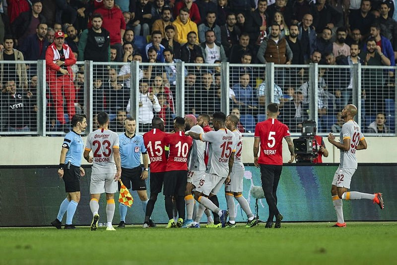 Radamel Falcao Galatasaray'ı karıştırdı