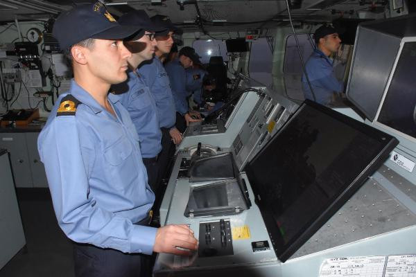 Dosta güven düşmana korku ! SAT komandoları nefes kesti