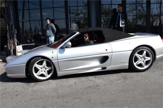 Kıvanç Tatlıtuğ’dan eşi Başak Dizer'e 900 bin TL'lik hediye
