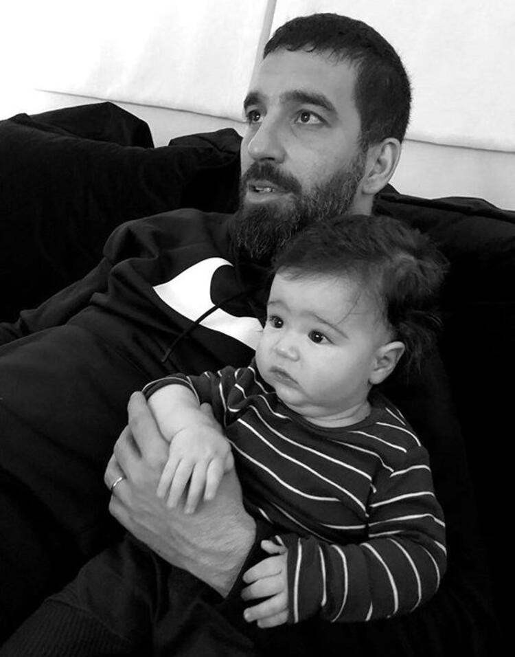 Arda Turan ikinci kez baba oluyor