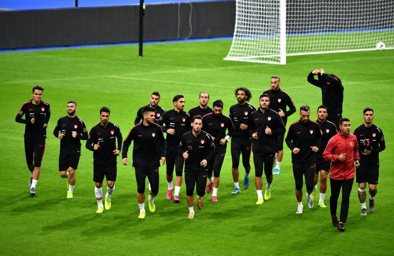Şenol Güneş'ten sürpriz karar! İşte Türkiye İzlanda maçı ilk 11'i