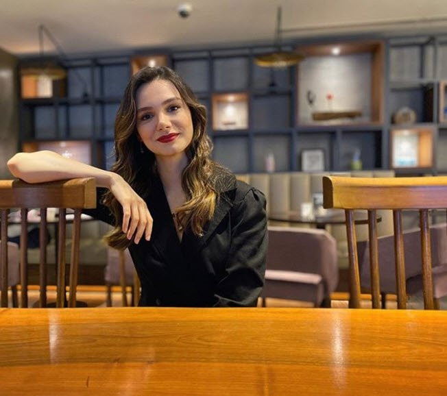 Benim Tatlı Yalanım’ın Hande’si Gonca Sarıyıldız bu fotoğrafıyl