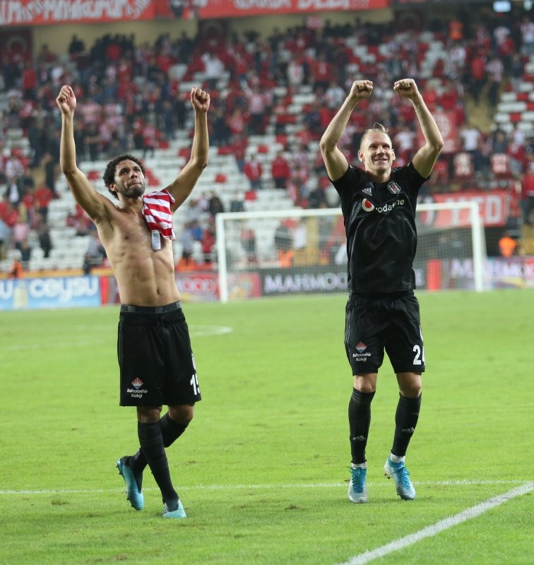 Beşiktaş'tan flaş Vida kararı!