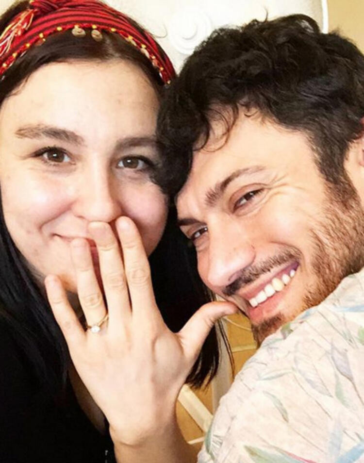 Yasemin Sakallı - Burak Yırtar aşkı bitti !