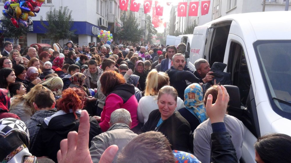Edirne Keşan'da promosyon ürün izdihamı