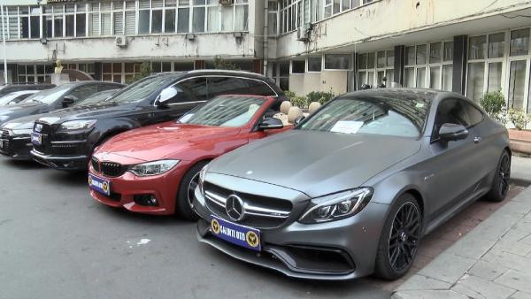 Emniyet'in bahçesi lüks araç galerisine döndü