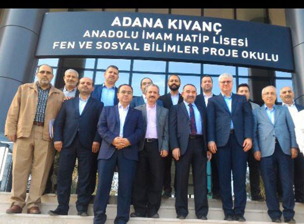 Erdoğan'ın danışmanı FETÖ zanlısıyla yanyana görüntülendi