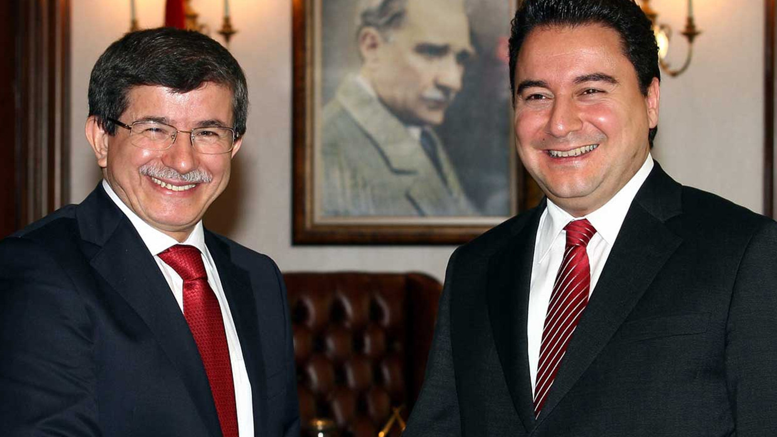AK Parti'nin anketinden Babacan ve Davutoğlu'na ne kadar oy çıktı?
