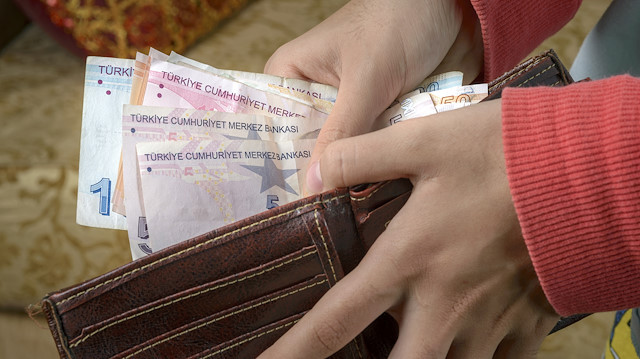 KYK borçluları isyanda! Borçlar silinecek mi ?