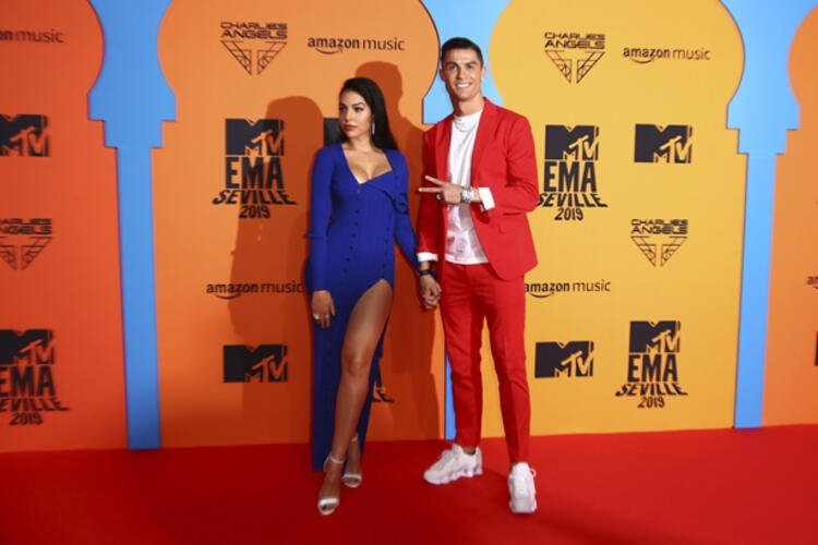Ronaldo ödül gecesine damga vurdu