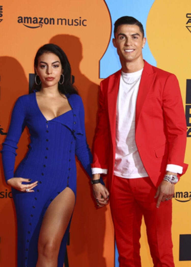 Ronaldo ödül gecesine damga vurdu