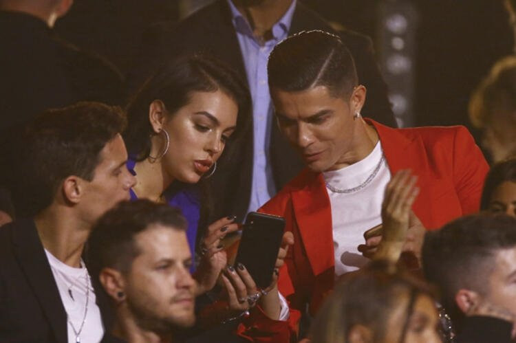 Ronaldo ödül gecesine damga vurdu