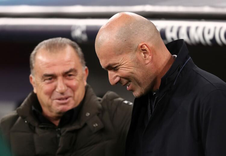 Fatih Terim kameramana patladı !