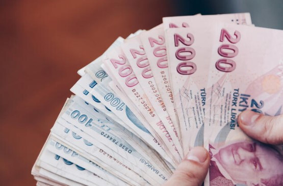 Milyonların gözü burada ! Asgari ücrete ne kadar zam yapılacak ?
