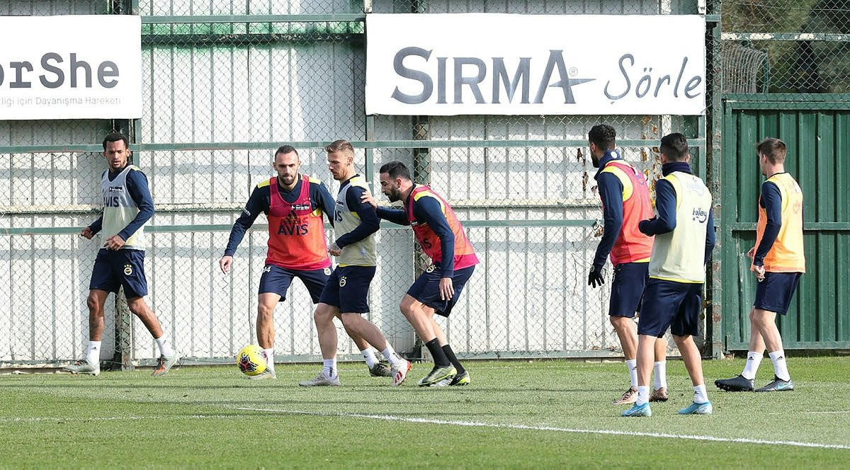 Fenerbahçe'de devre arası operasyonu basına sızdı! İşte gelecek-gide